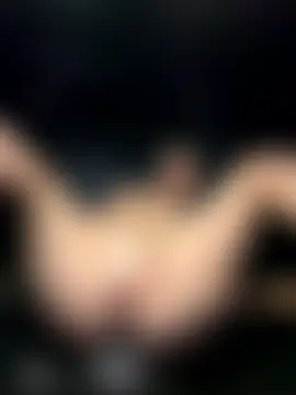 DoriDeluxe66's Live Sex Cam Show