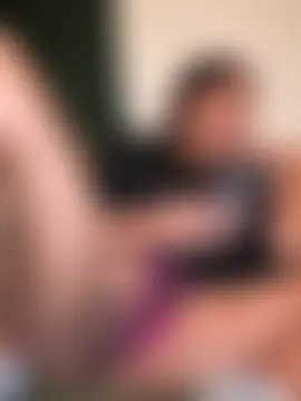 AshleyLoveee's Webcam Show