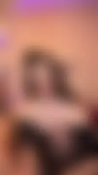 kellyvenous' Live Sex Cam Show