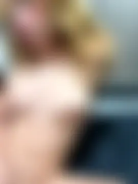 latinahorny11's Webcam Show