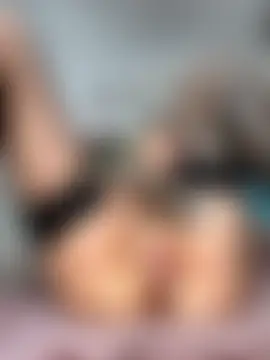 mc-Olivia's Live Sex Cam Show