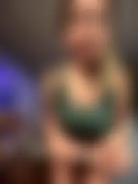 sophiasloane's Live Sex Cam Show