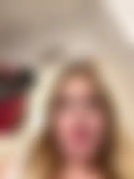 Itsdaisyybelle's Live Sex Cam Show