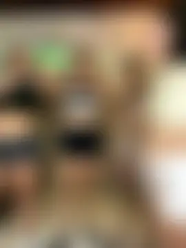 royalgirls_x's Live Sex Cam Show