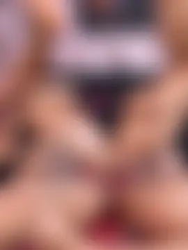 Suyin_squirt22's Webcam Show