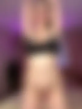 HugeBoobsAlice's Webcam Show