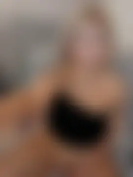 EmilyFanks' Live Sex Cam Show