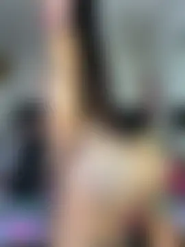 saragill323's Webcam Show