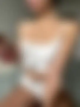 tina1your1's Webcam Show