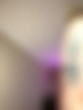 HugeBoobsAlice's Webcam Show