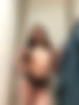 nicole111's Live Sex Cam Show