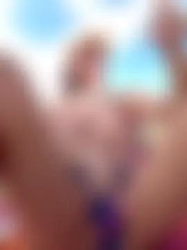 therealbeverlycious' Live Sex Cam Show