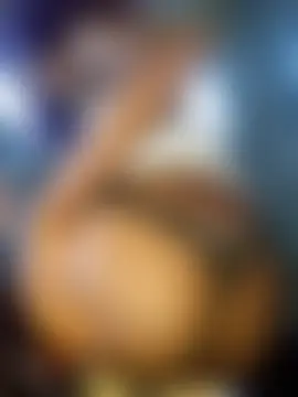 oliviaprettypussy's Live Sex Cam Show