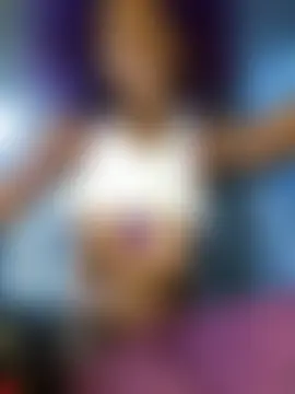 oliviaprettypussy's Live Sex Cam Show