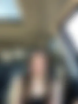 DoriDeluxe66's Live Sex Cam Show