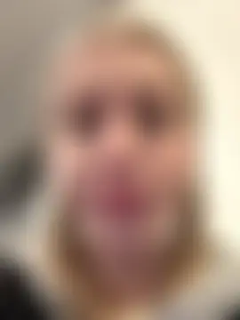 kira_mia's Live Sex Cam Show