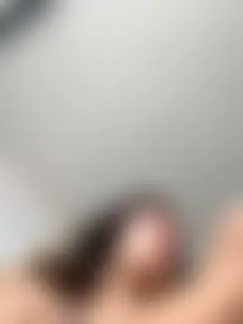 Enyeld_ruru's Webcam Show