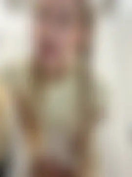 kira_mia's Live Sex Cam Show