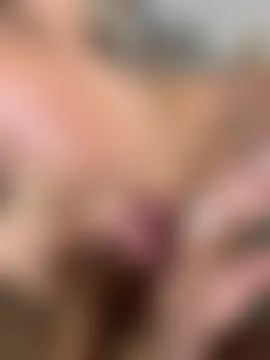 MystiqueXXX's Webcam Show