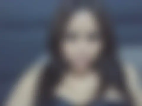 Bambolinastella's Live Sex Cam Show