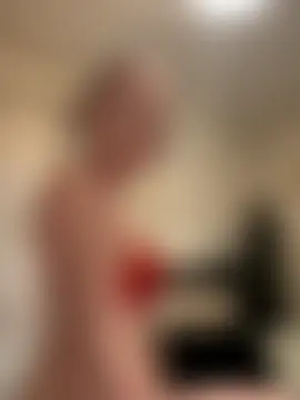 RedHeadRoxyUK's Live Sex Cam Show