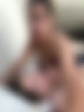 Enyeld_ruru's Webcam Show