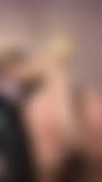 kellyvenous' Live Sex Cam Show