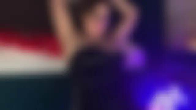 Velvetwitch87's Live Sex Cam Show