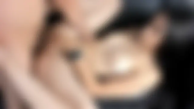 Soffy_sexzone18's Webcam Show