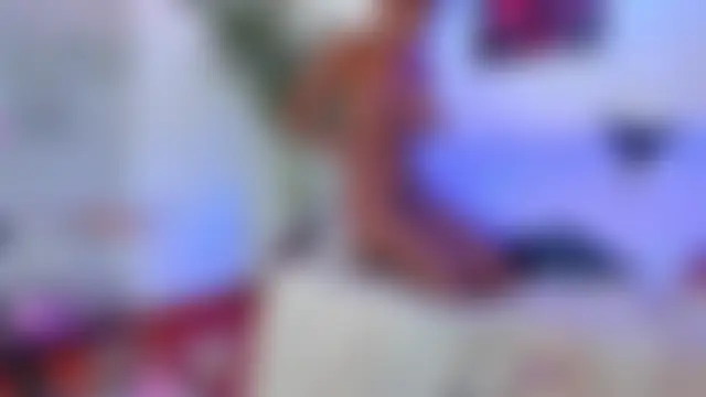 madams_worker's Live Sex Cam Show