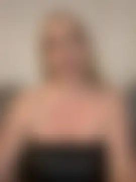 BootyQueenApril's Live Sex Cam Show