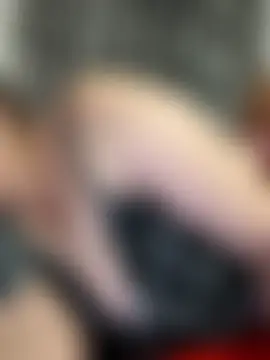 Ariana381's Live Sex Cam Show