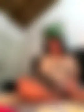 lynn9000's Webcam Show