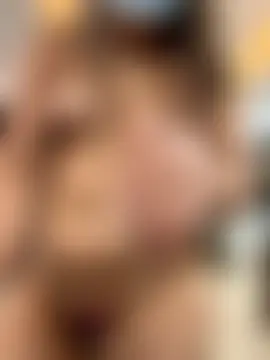 youngcoupleloverose's Webcam Show