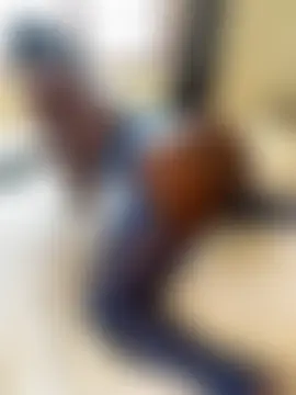 t-Booty_risky_'s Webcam Show