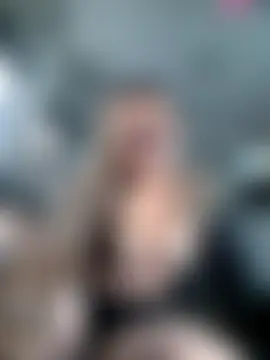 FreakyDreama's Webcam Show