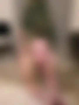 SexySaraxxoo's Live Sex Cam Show