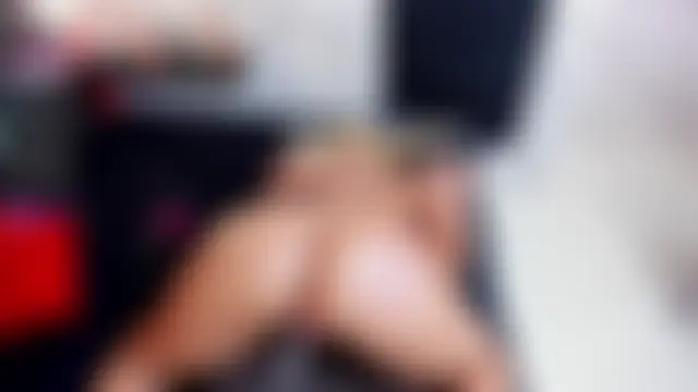 IVISBOUNCYASS' Webcam Show