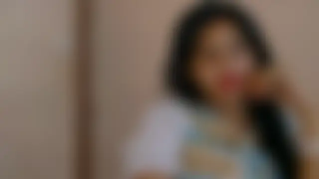 Cute-Simmi69's Webcam Show