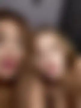 caressyourself's Webcam Show