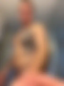 DILFiGuess1's Live Sex Cam Show