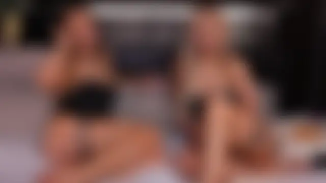 AlexisGraysX's Live Sex Cam Show