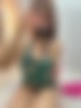 Selenaaaaa-'s Live Sex Cam Show