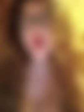 CurlyElisa's Live Sex Cam Show