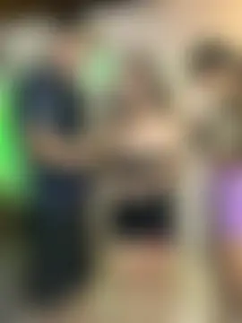 royalgirls_x's Live Sex Cam Show