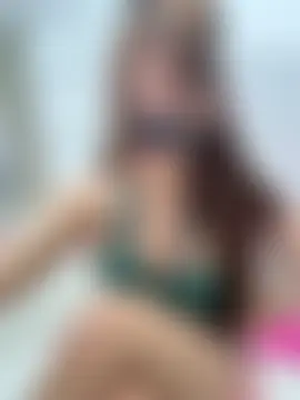 Selenaaaaa-'s Live Sex Cam Show