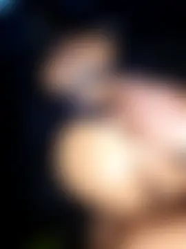 sara_ass69's Webcam Show