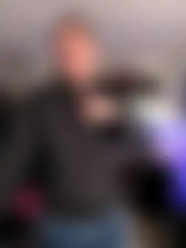 kevin_hotgirls' Live Sex Cam Show