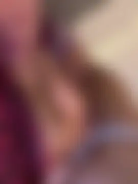 Bustyblondebabe32's Live Sex Cam Show