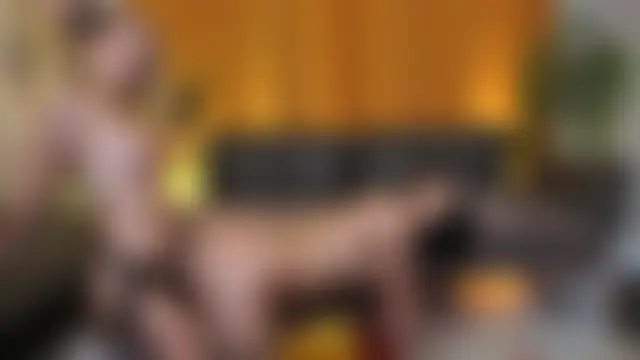 NaughtyChloe's Live Sex Cam Show